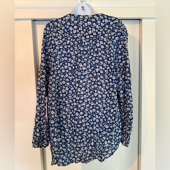 Old Navy Blue and White Floral Shirt - Picture 3 of 6